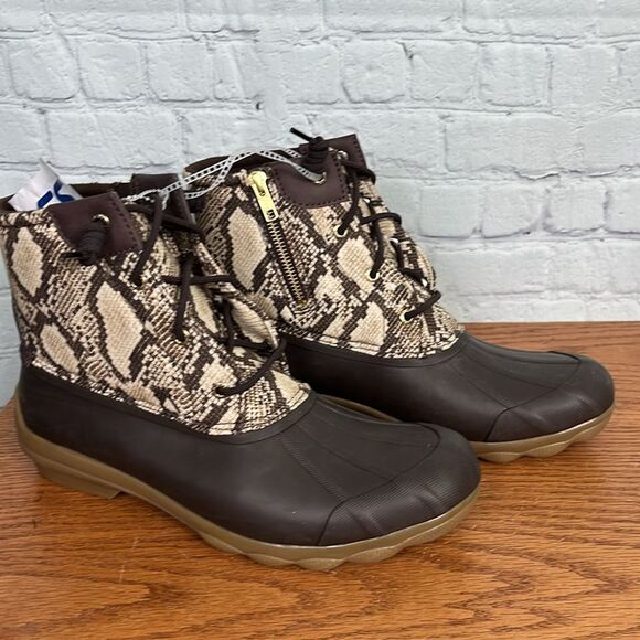 NWOB SPERRY Saltwater Snake Print Textile Duck Boots Waterproof Rain Snow Winter - Picture 3 of 7